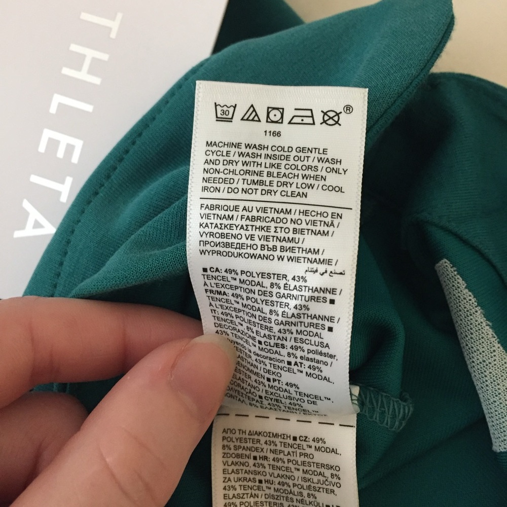 Athleta Green Seasoft Sweatshirt Tee - Picture 13 of 16